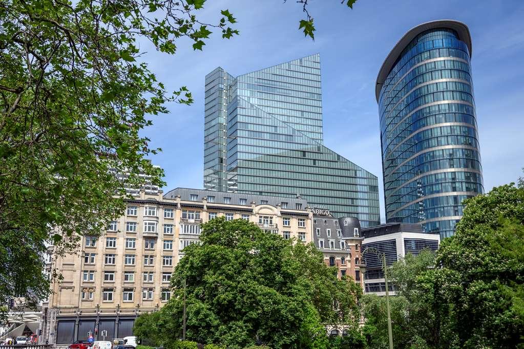 Doubletree By Hilton Brussels City ภายนอก รูปภาพ