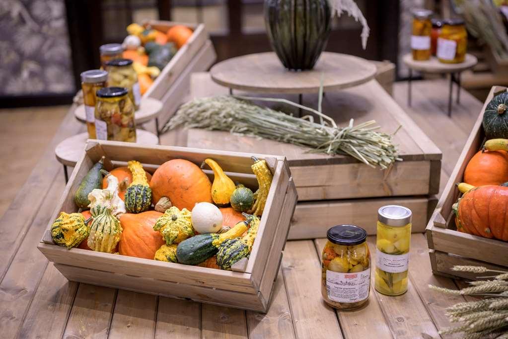 Doubletree By Hilton Brussels City ร้านอาหาร รูปภาพ