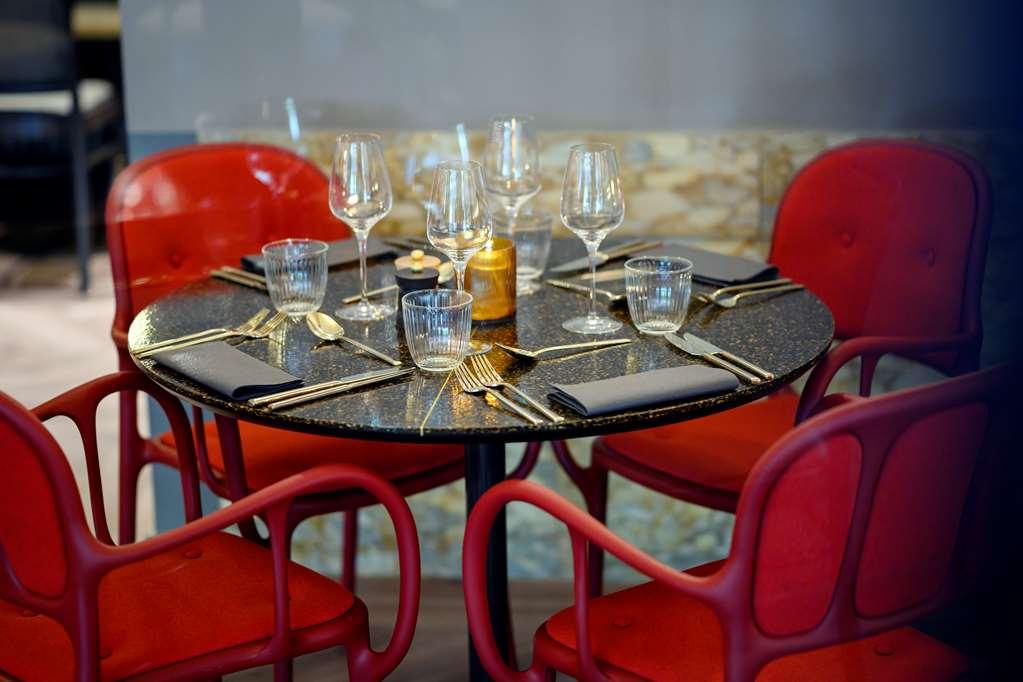 Doubletree By Hilton Brussels City ร้านอาหาร รูปภาพ
