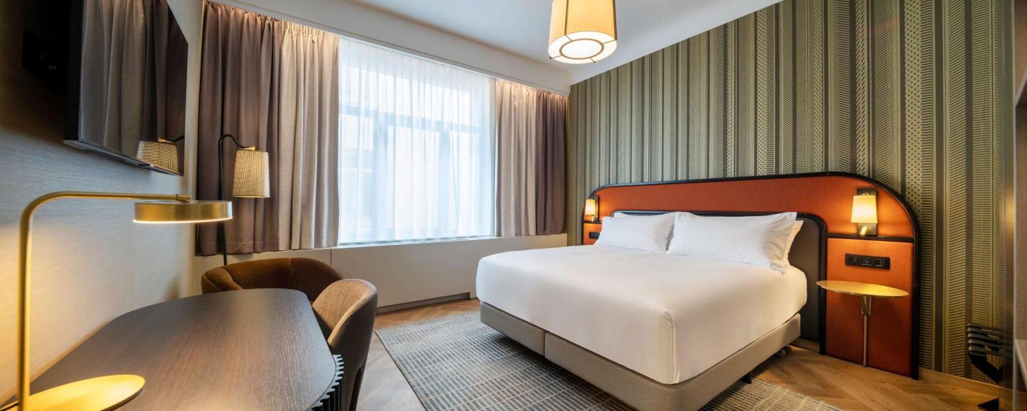 Doubletree By Hilton Brussels City ภายนอก รูปภาพ